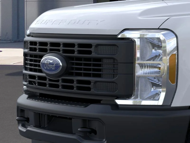 New 2026 Oxford White Ford F-250® XL image 17