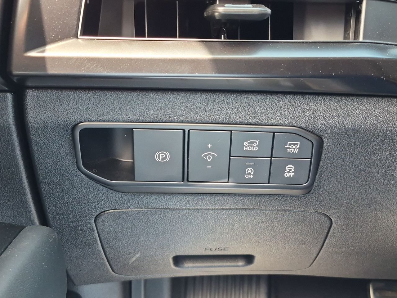 New 2027 Wolf Gray Kia X-Line SX image 18