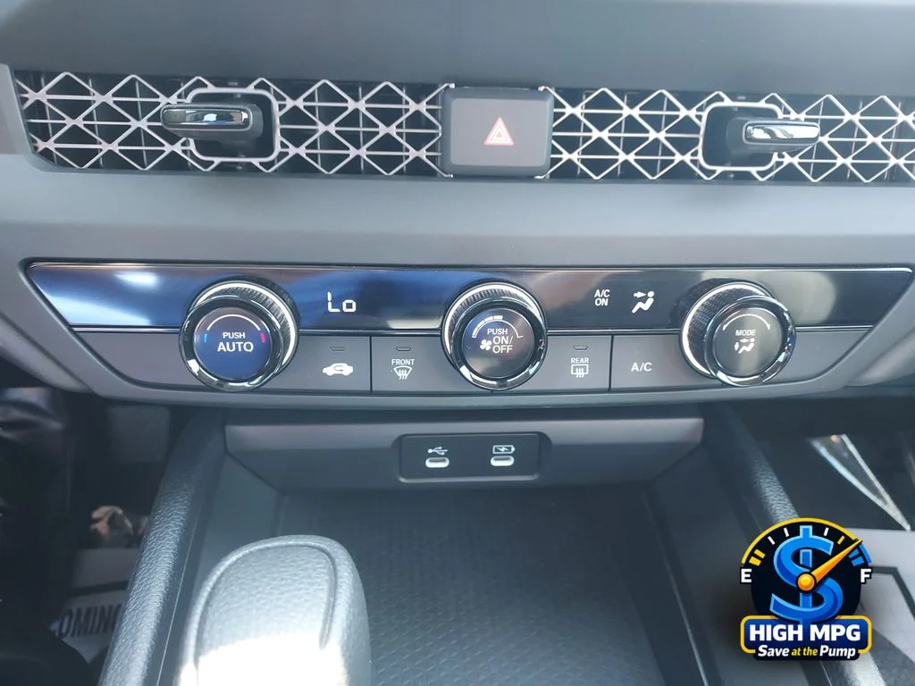 2025 Honda Accord LX - Photo 18