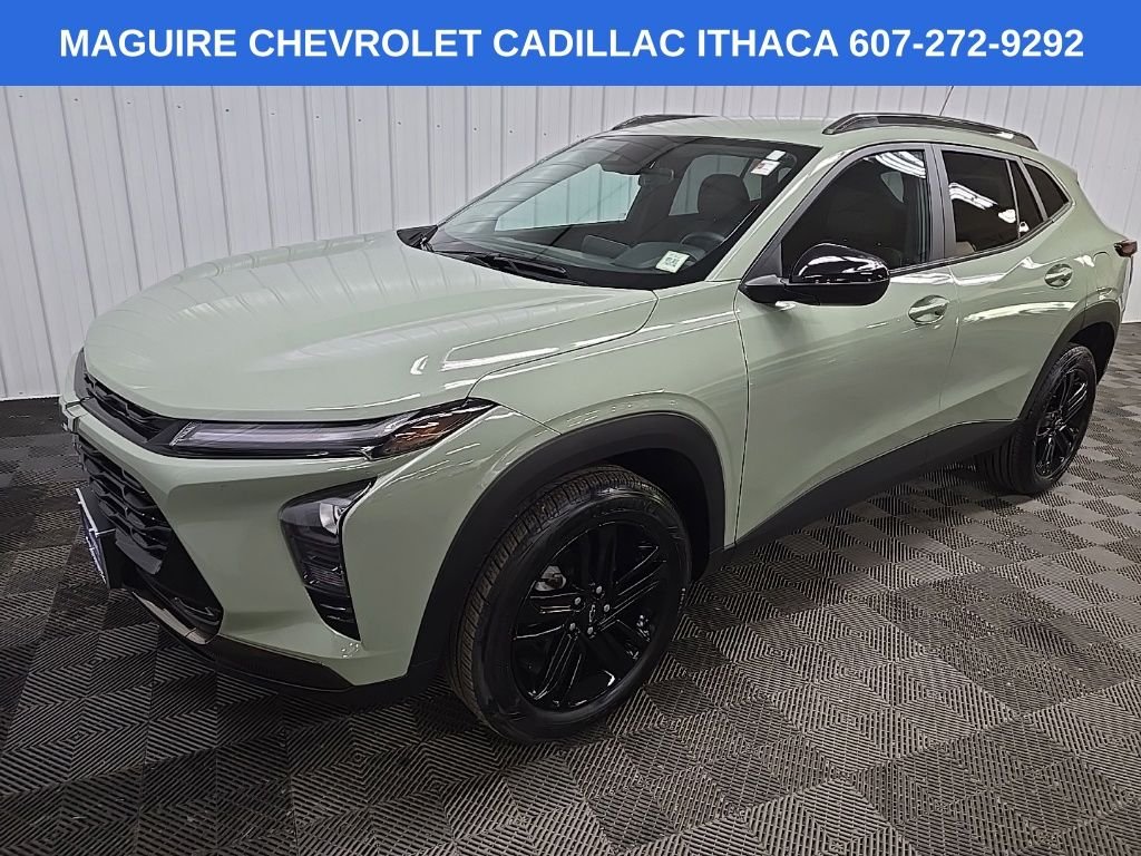 Used 2024 Green Chevrolet ACTIV image 8
