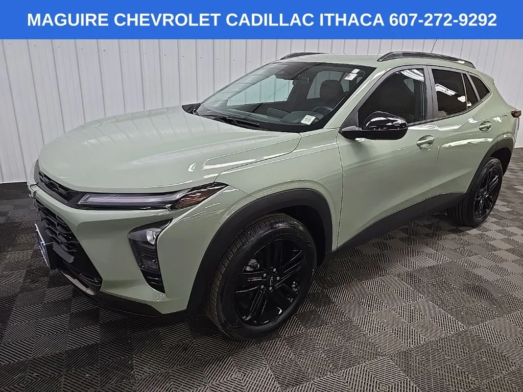 Used 2024 Green Chevrolet ACTIV image 8