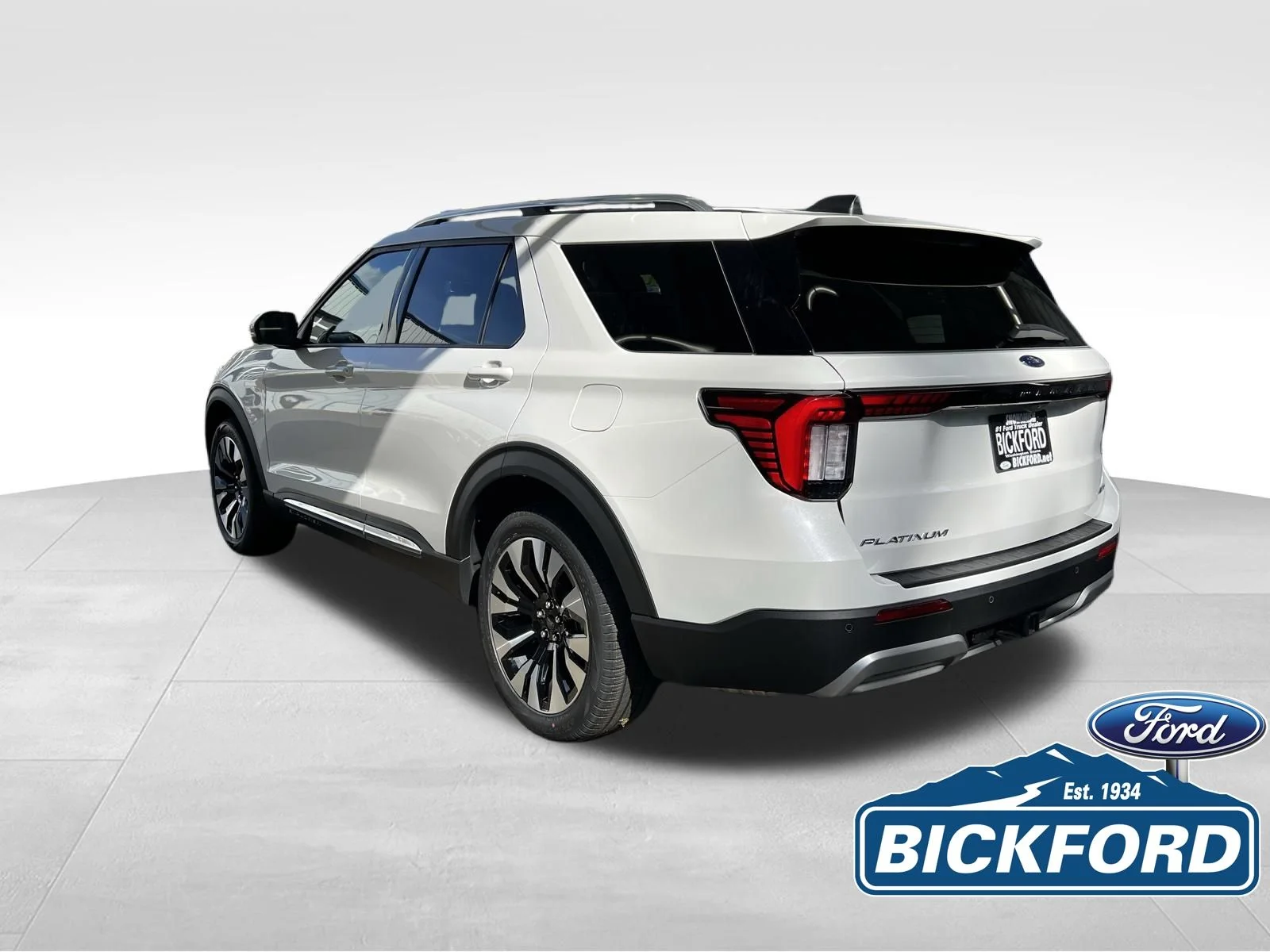 New 2026 White Ford Platinum image 8