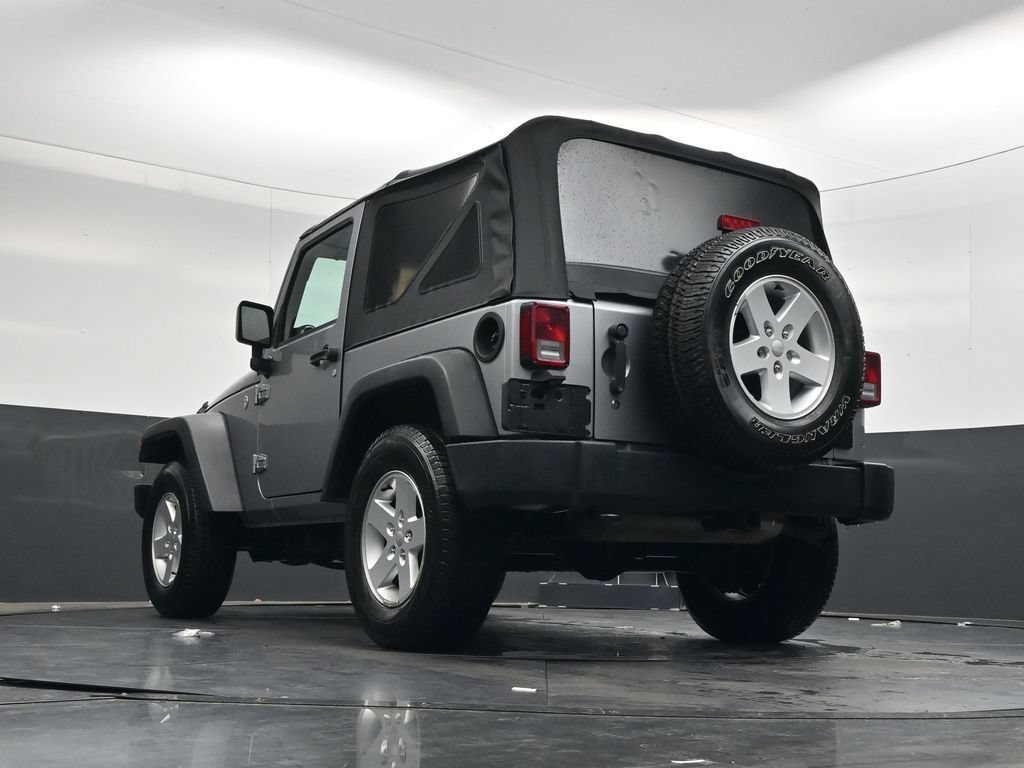 Used 2017 Silver Jeep Sport image 33