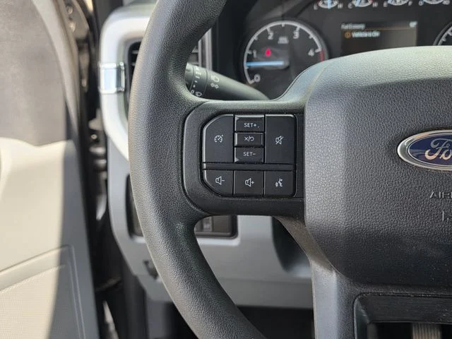 Used 2024 Silver Metallic Ford XLT image 28