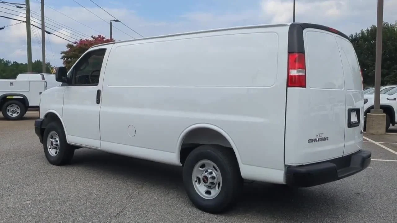 New 2025 Summit White GMC Work Van image 6