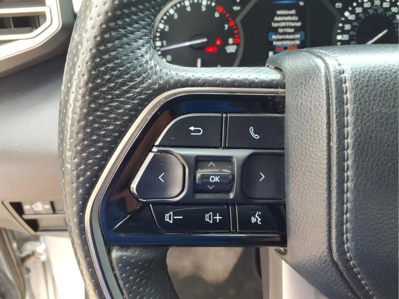 Used 2023 Silver Toyota SR5 image 20