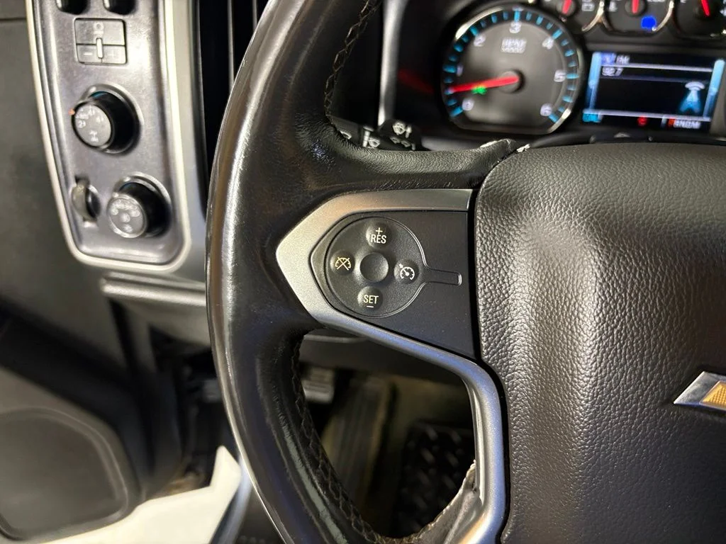 Used 2016 Gray Chevrolet LT image 24