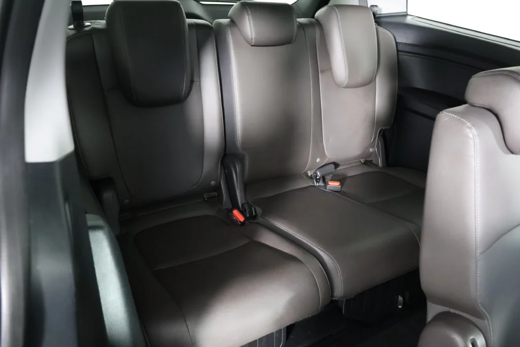 Used 2023 Lunar Silver Metallic Honda EX-L image 24