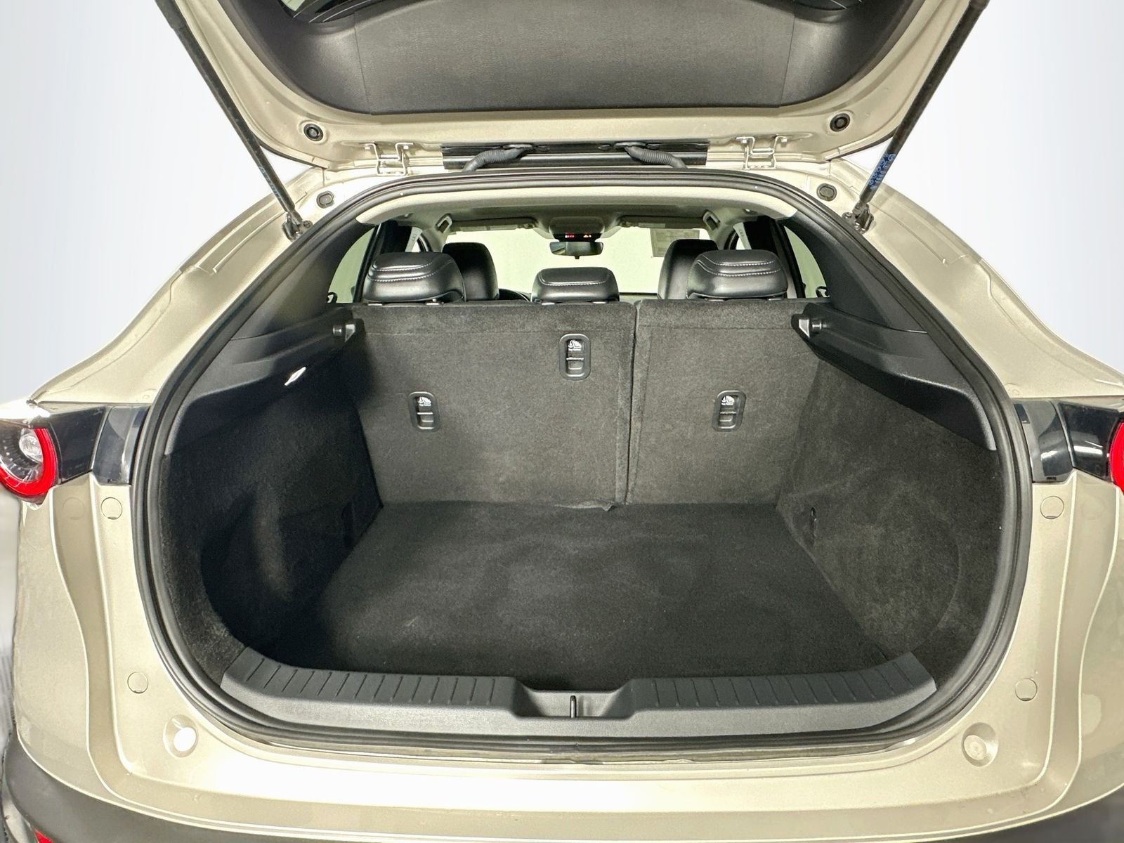 Certified Used 2024 Quartz Metallic Mazda 2.5 S Preferred Package image 27