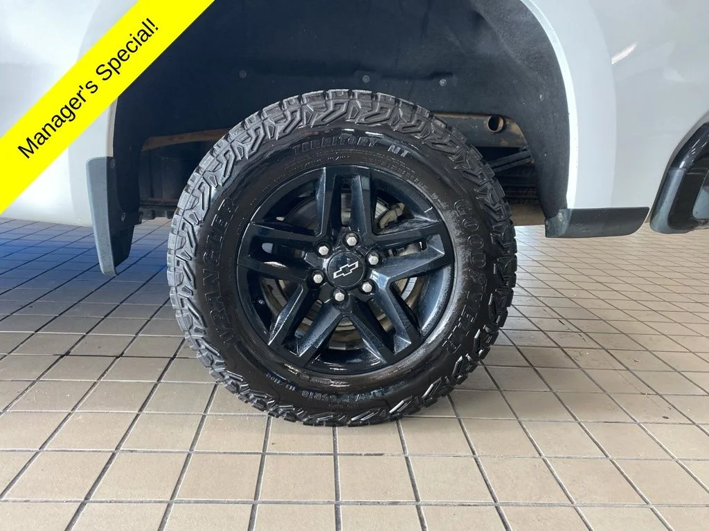 Used 2024 White Chevrolet LT Trail Boss image 21