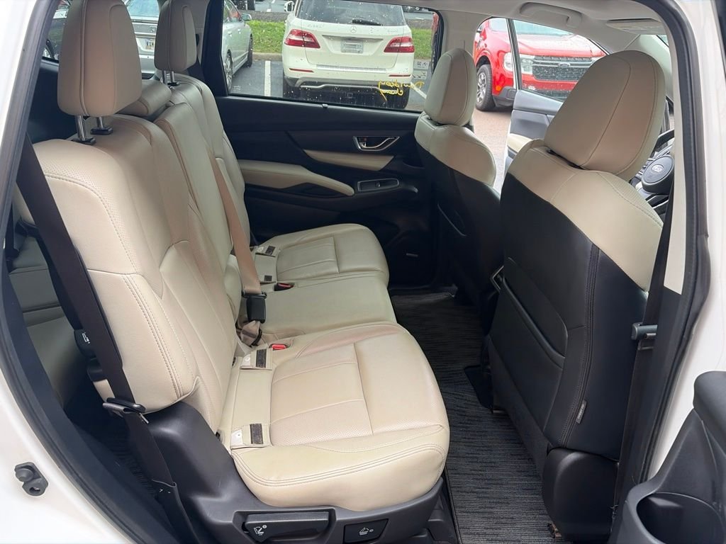 Used 2022 Crystal White Pearl Subaru Limited image 28