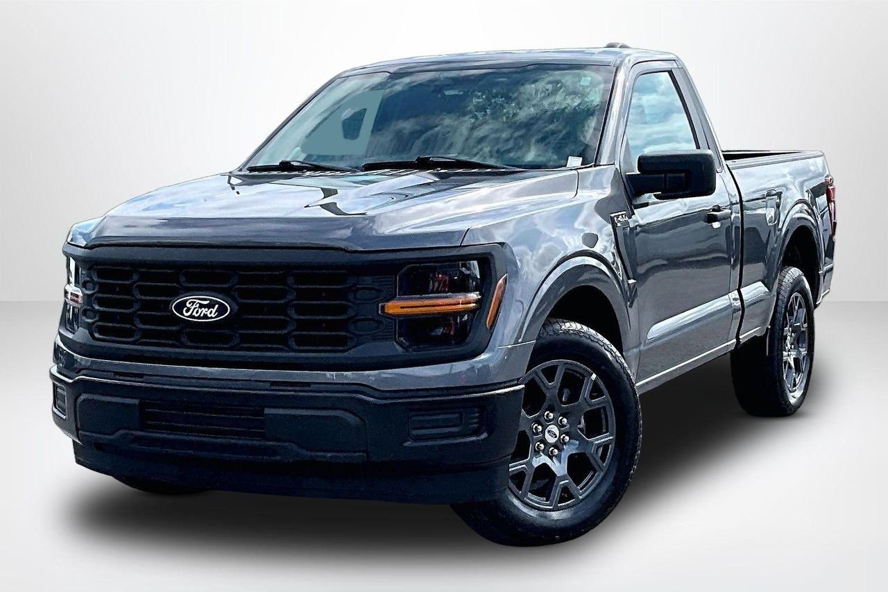 Used 2024 Carbonized Gray Metallic Ford XL image 3