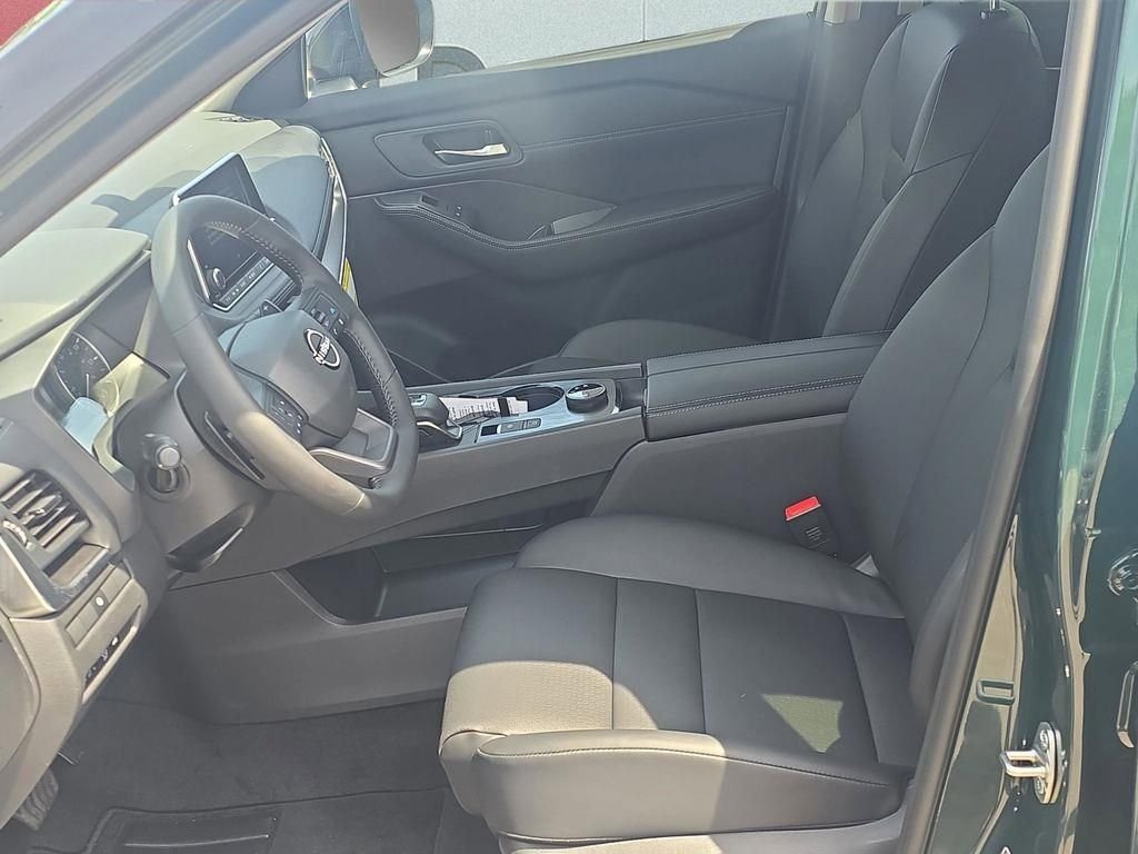 New 2026 Obsidian Green Pearl Nissan Dark Armor™ image 13
