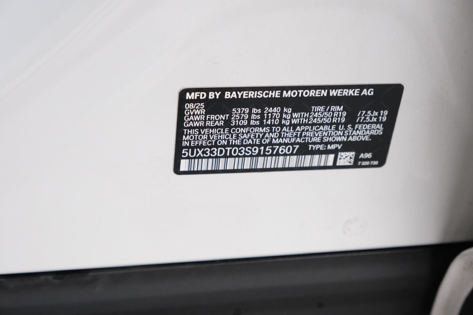 Certified Used 2025 White Metallic BMW xDrive30i image 31