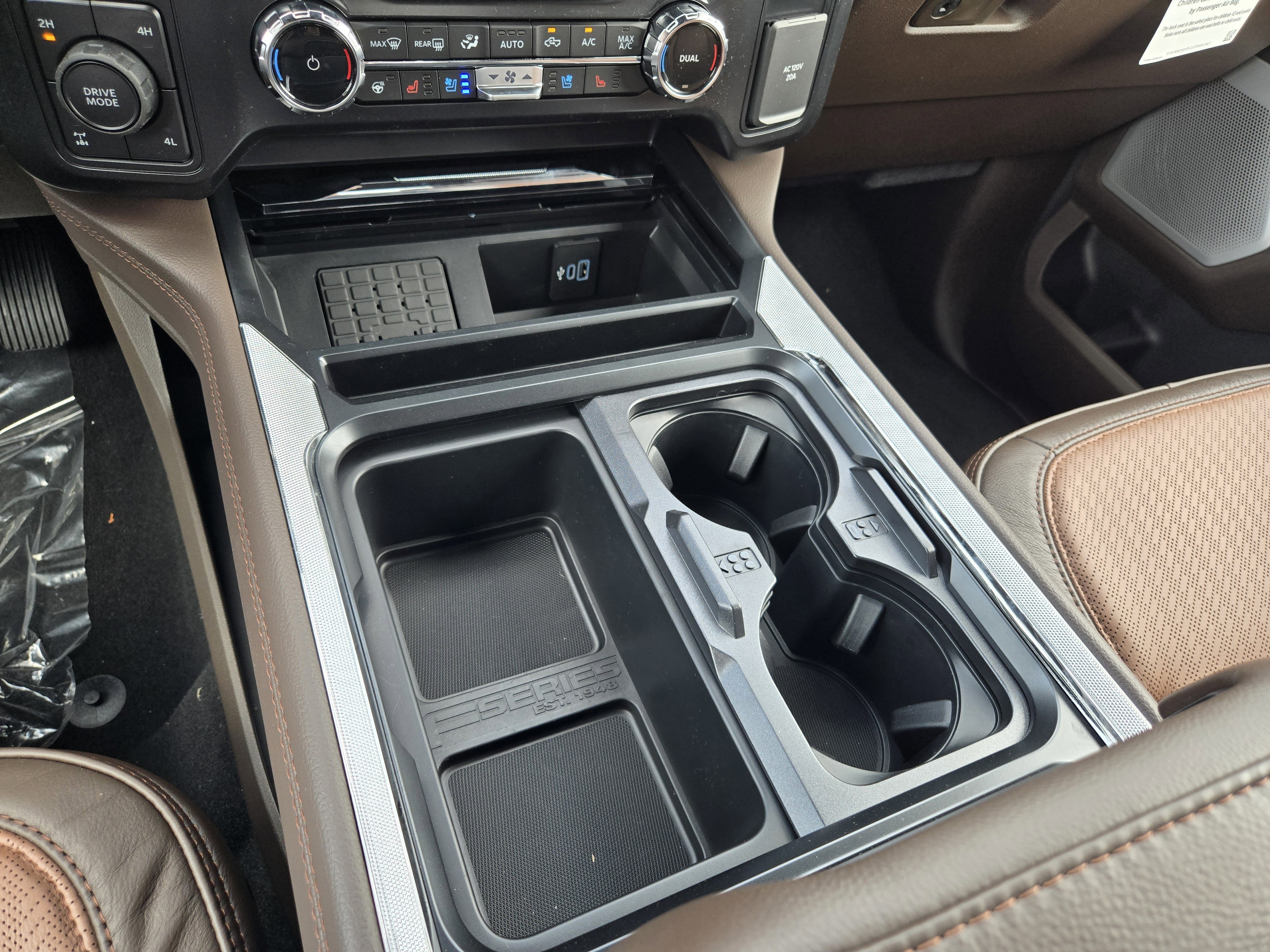New 2026 Star White Ford F-250 King Ranch image 13