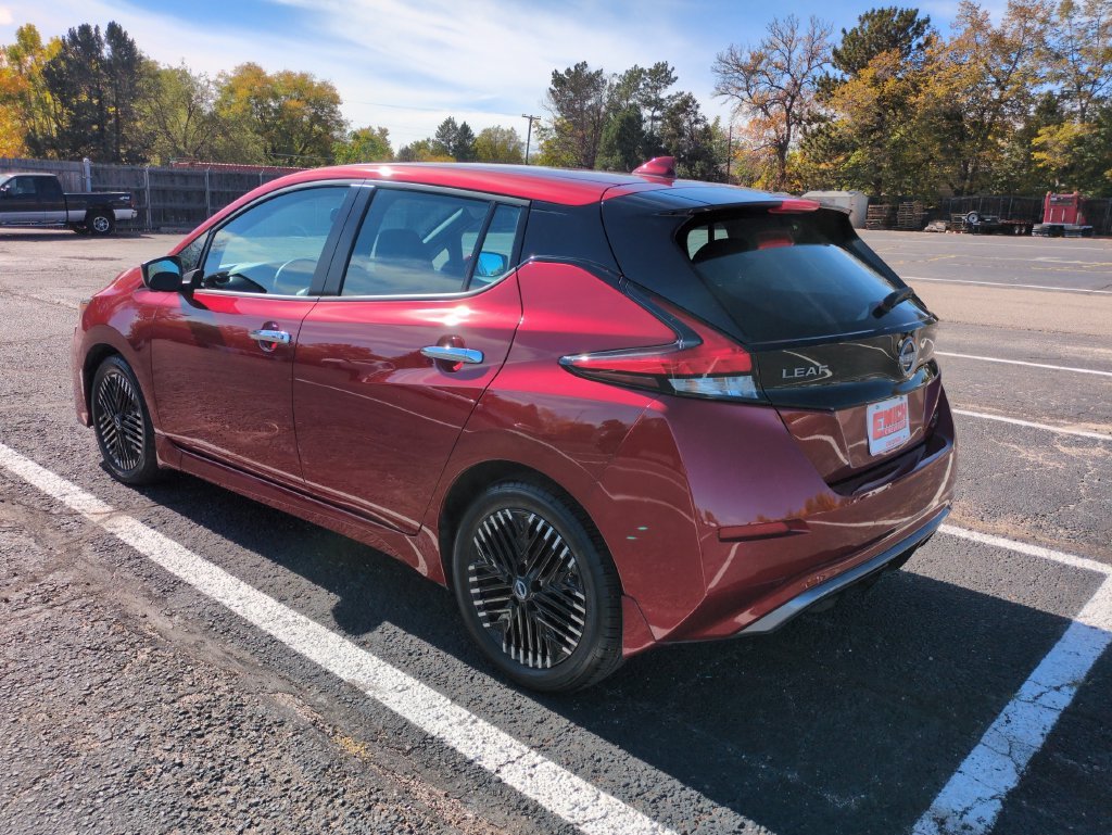 Used 2025 Scarlet Ember Nissan SV PLUS image 3