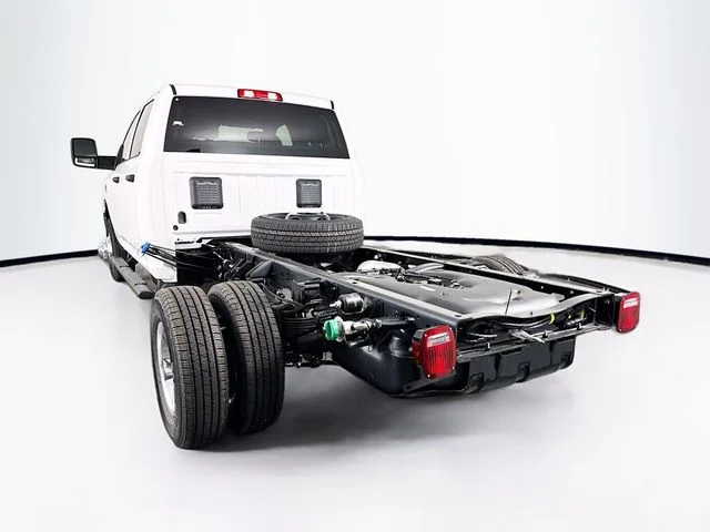 New 2026 Bright White Clear-Coat Exterior Paint RAM TRADESMAN image 5