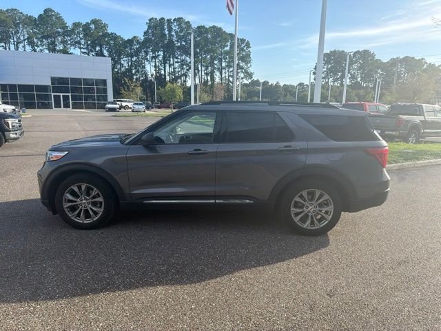 Used 2023 Gray Ford XLT image 9