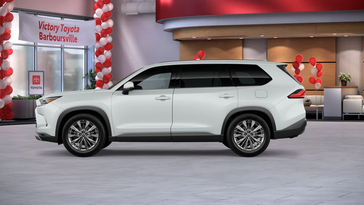 New 2026 Wind Chill Pearl Toyota Platinum image 3