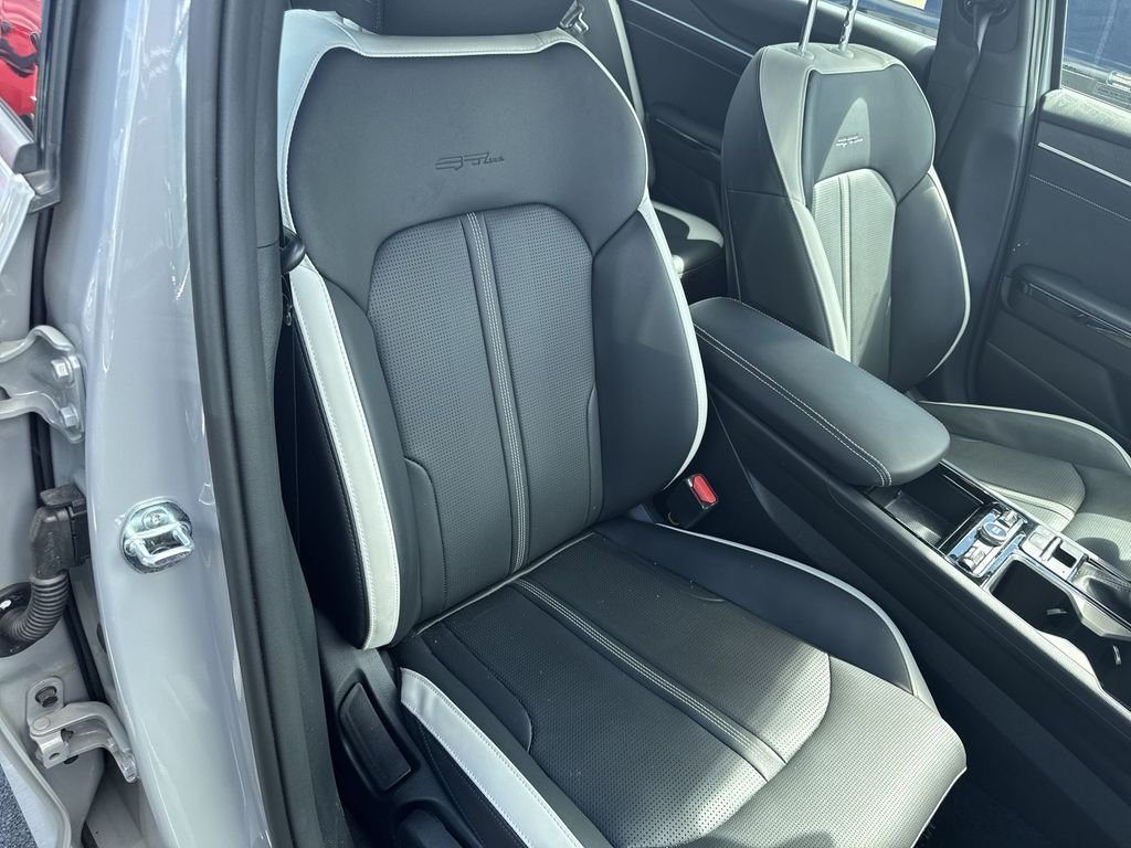 Used 2025 Gray Kia GT-Line image 30