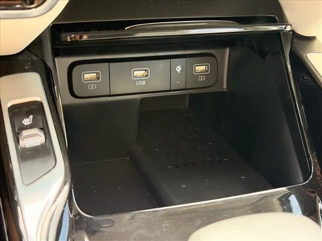 Used 2022 Gray Kia SX image 29