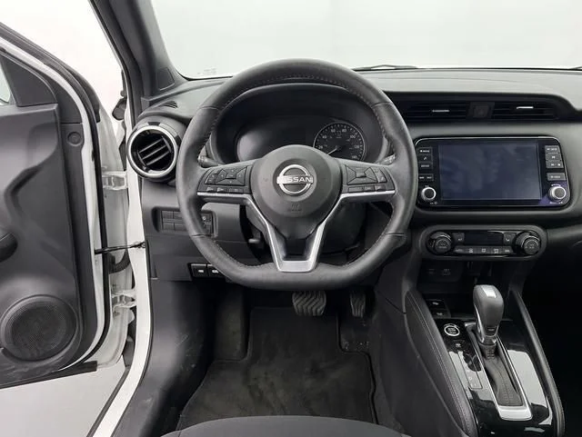 Used 2024 White Nissan SR image 28