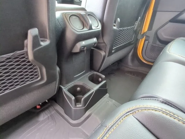 New 2026 Goldilocks Exterior Paint Jeep Sahara image 23