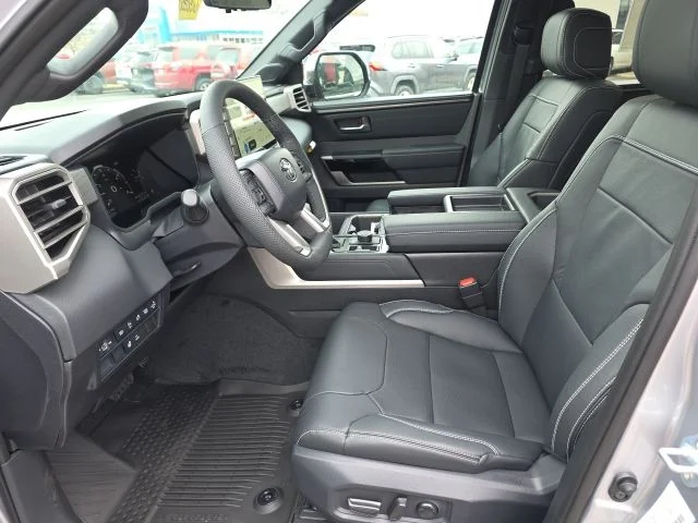 2026 Toyota Tundra Limited - Photo 11