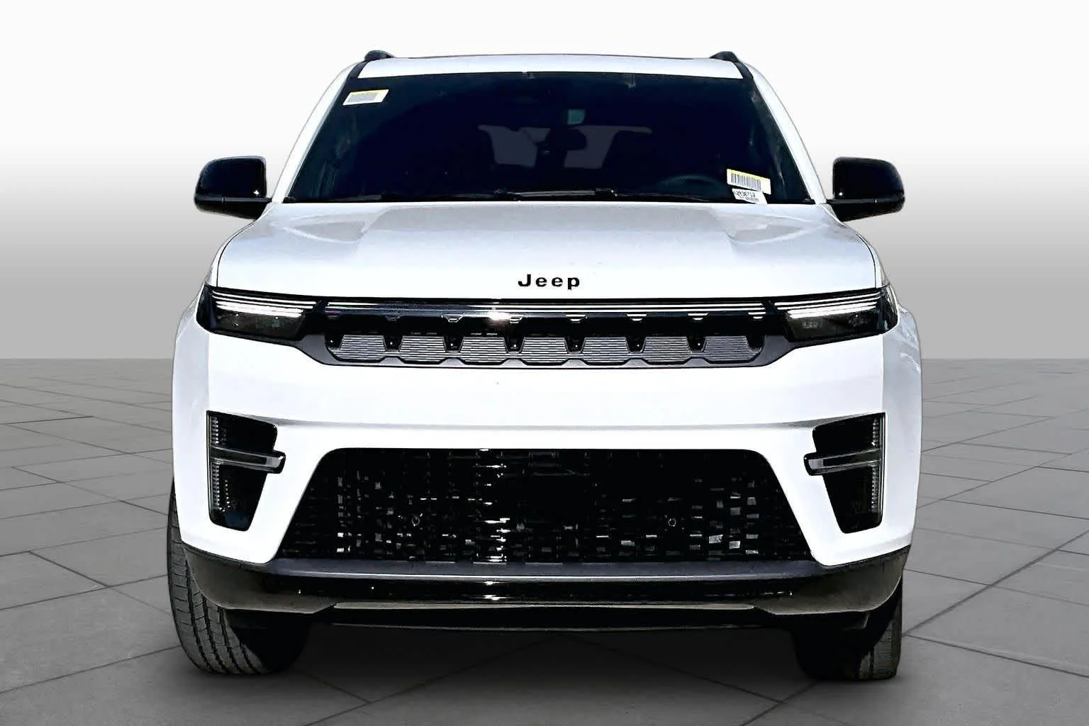 New 2026 Bright White Clear-Coat Exterior Paint Jeep Limited Altitude image 4
