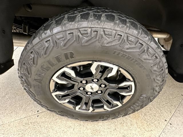 2023 Chevrolet Silverado 1500 ZR2 - Photo 42