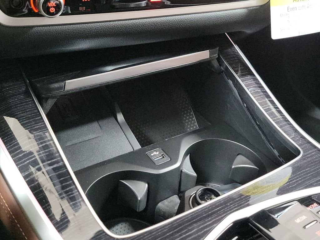 New 2026 Carbon Black Metallic BMW xDrive40i image 20