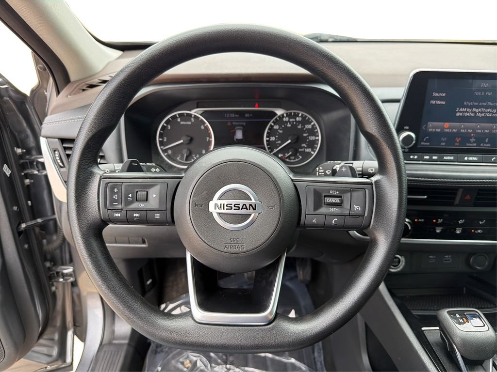 Used 2021 Gun Metallic Nissan S image 17