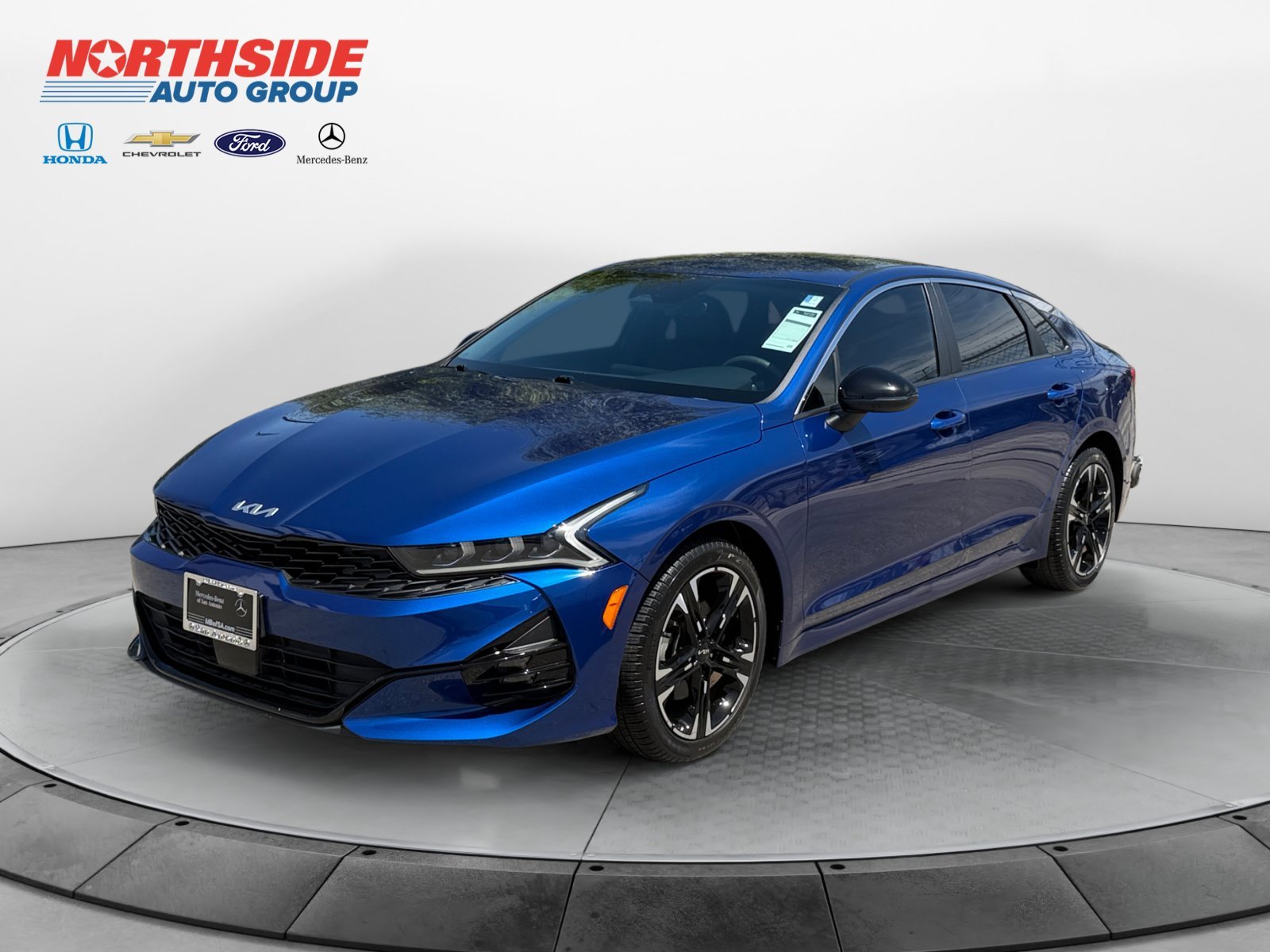 Used 2023 Sapphire Blue Kia GT-Line image 3