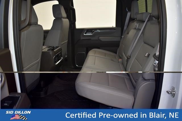 Used 2025 Summit White Chevrolet LTZ image 10