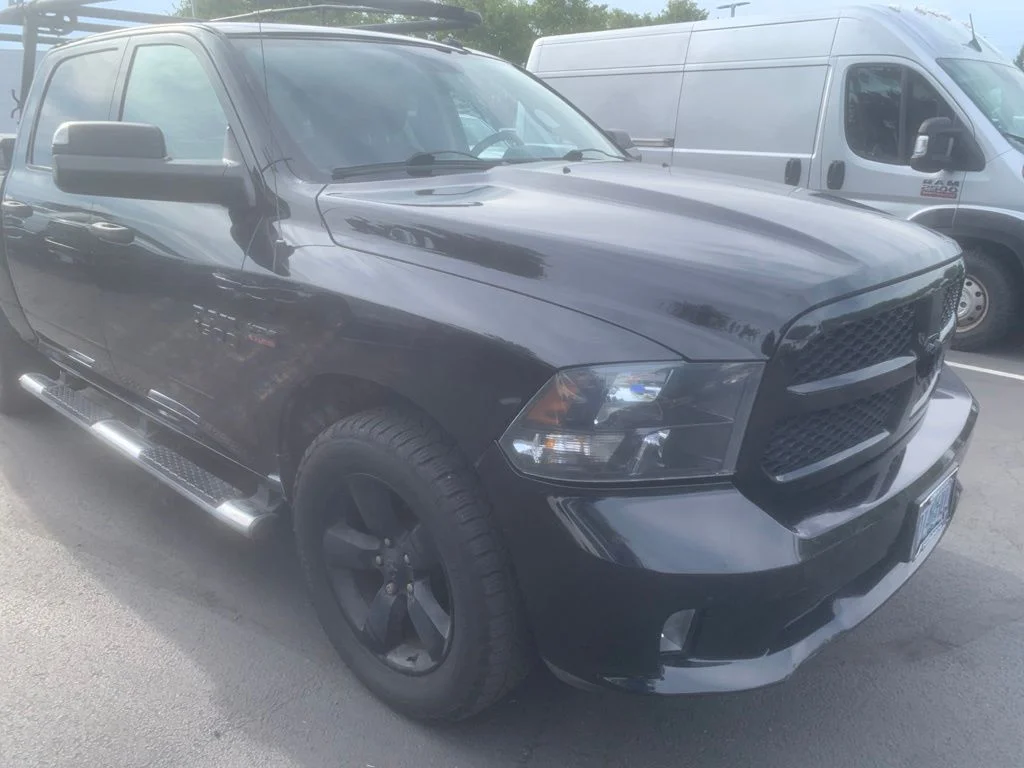 Used 2015 Brilliant Black Crystal Pearlcoat Ram Express image 2