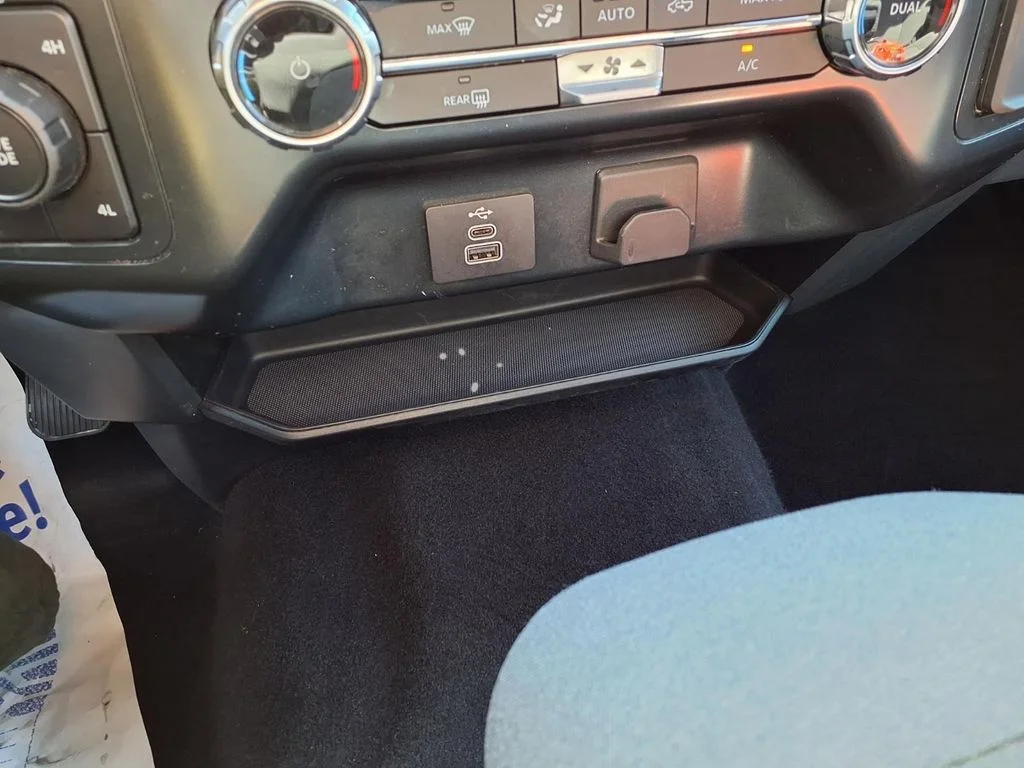 Used 2025 Black Ford XLT image 11