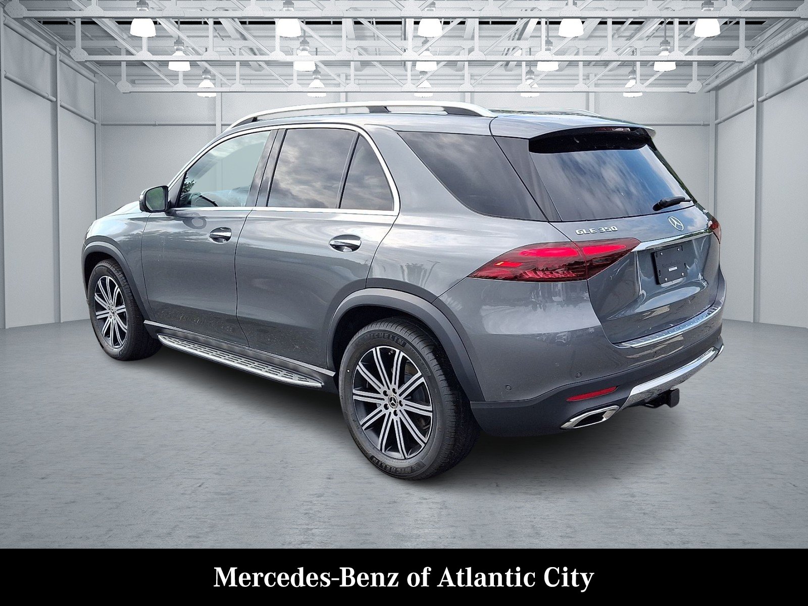 New 2026 Selenite Grey Metallic Mercedes-Benz GLE 350 image 3