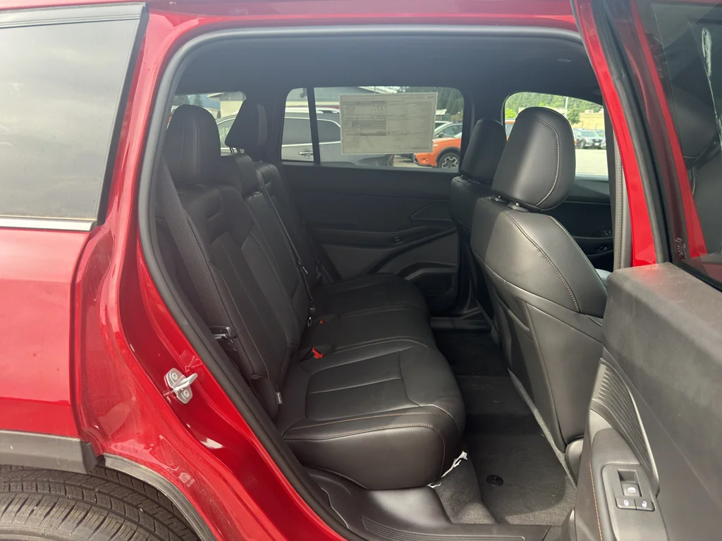2026 Jeep Cherokee Limited - Photo 12