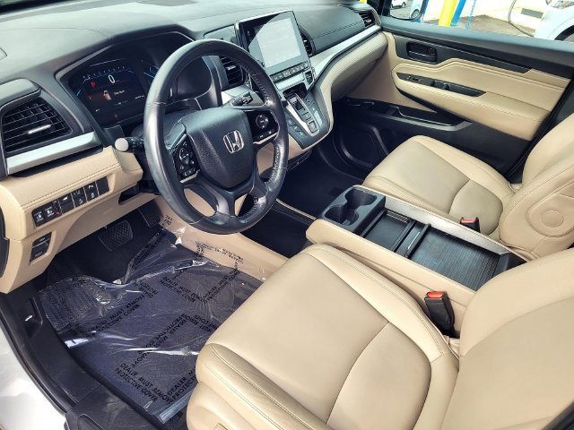 Used 2020  Honda Touring image 10