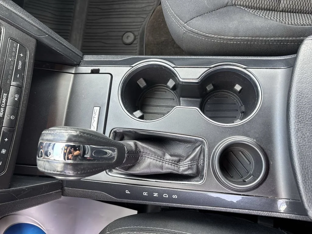Used 2018 White Ford XLT image 21