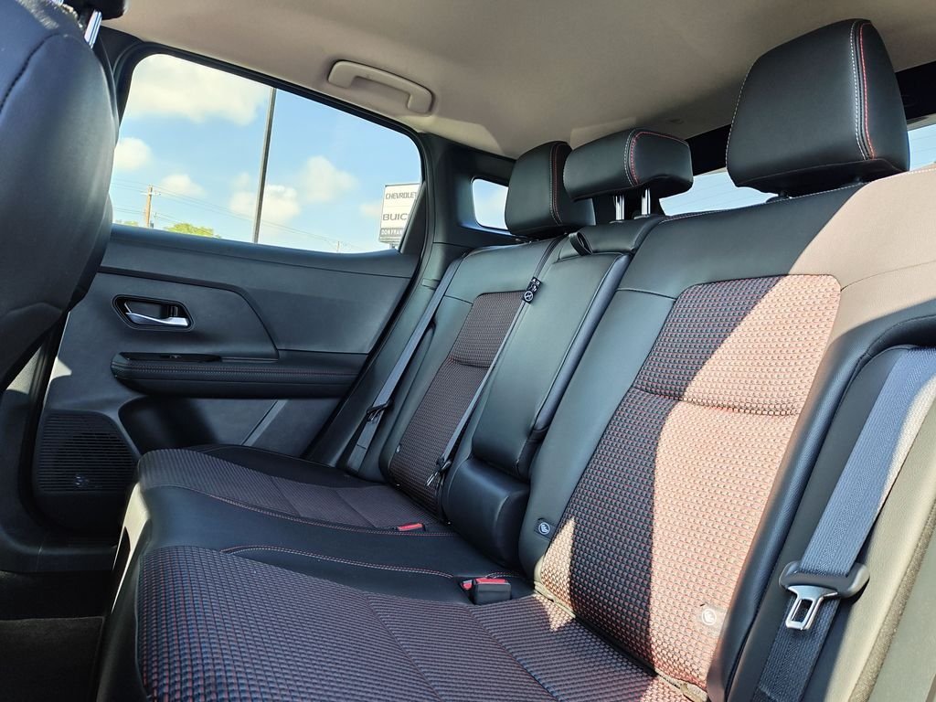 Used 2025 Black Nissan SR image 16