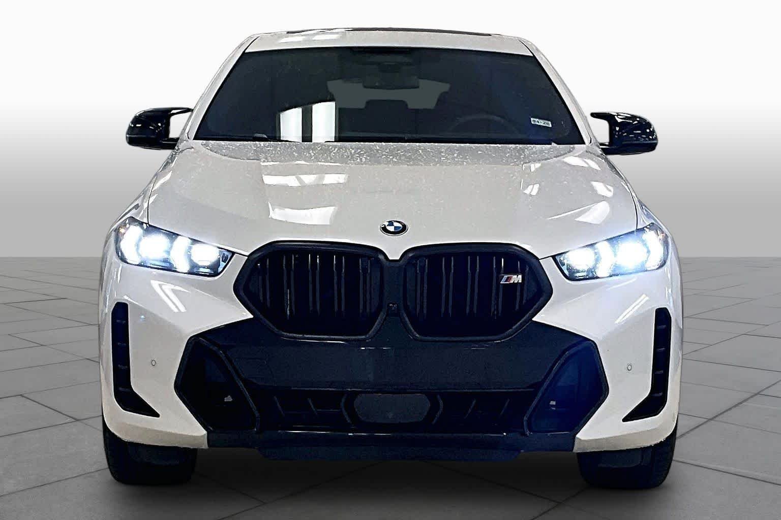 Used 2024 Mineral White Metallic BMW M60i image 3