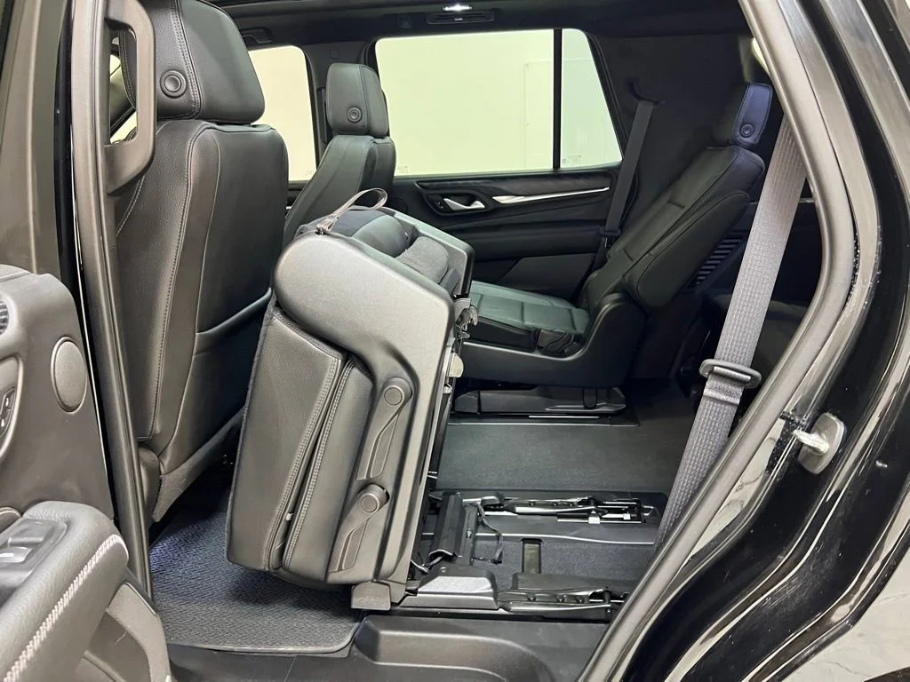 Used 2022 Onyx Black GMC Denali image 26