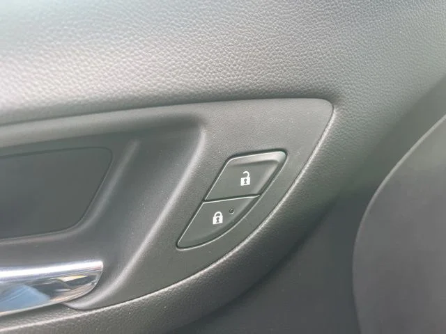 2022 Chevrolet Equinox RS - Photo 9