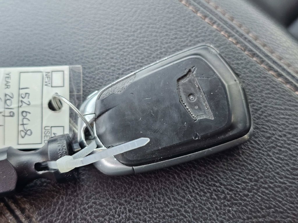 Used 2019 Silver Cadillac Sport image 35
