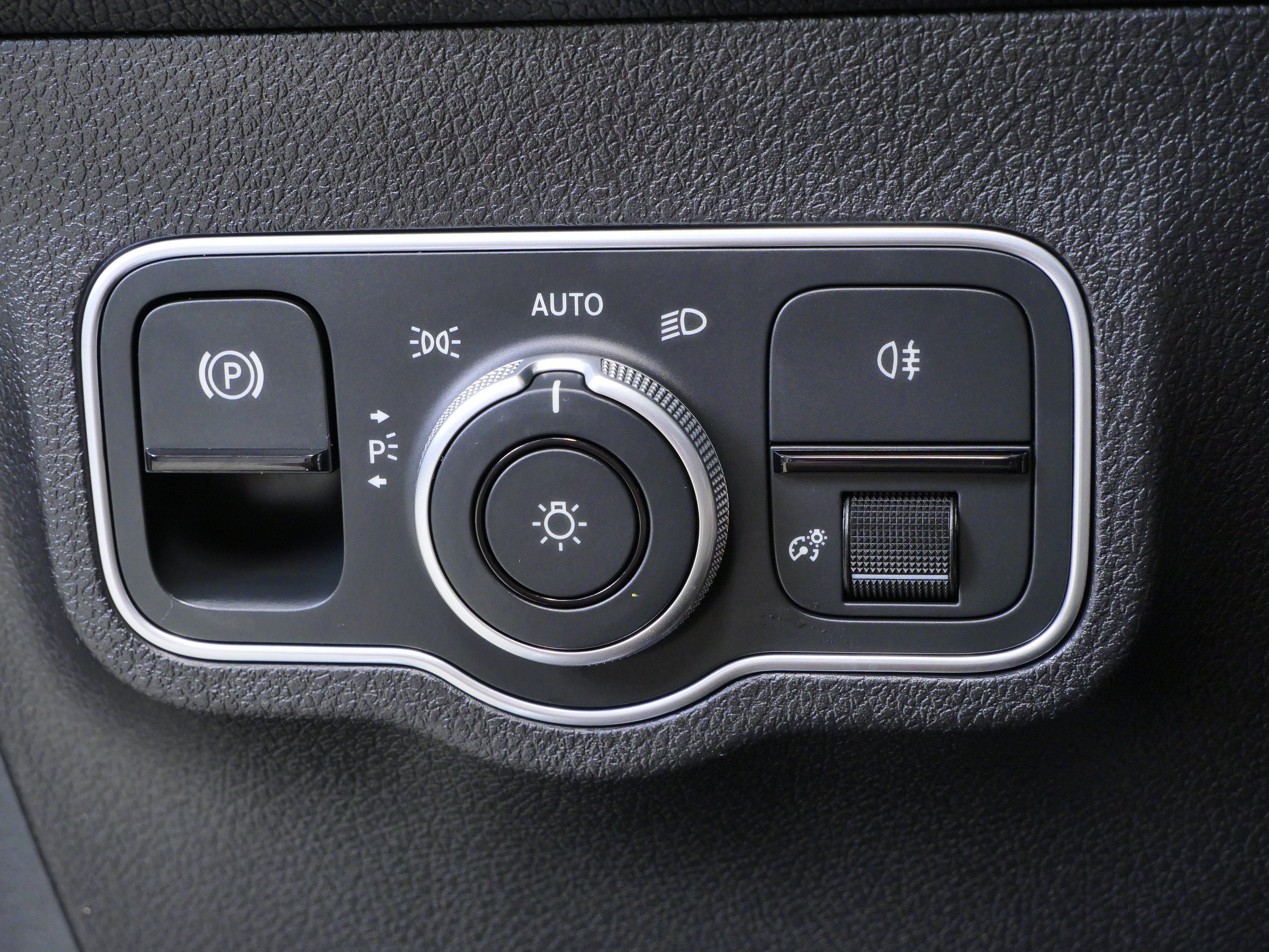 Certified Used 2025 Night Black Mercedes-Benz AMG® GLB 35 image 23
