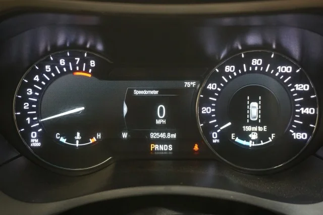 Used 2019 WHITE Lincoln Reserve I image 27