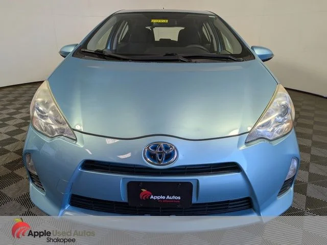 Used 2014  Toyota Two image 2