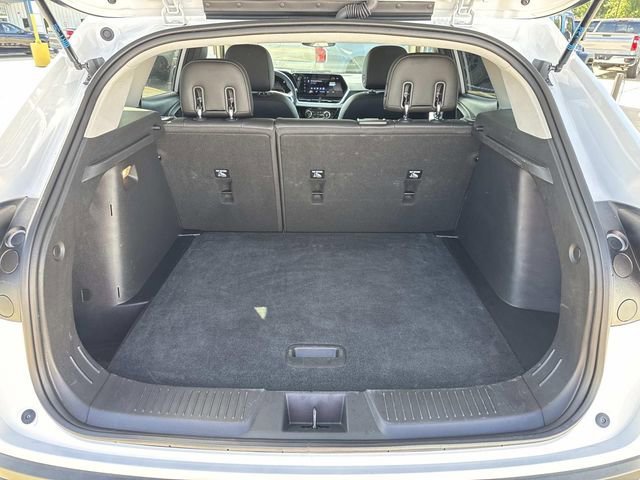 Used 2025 Summit White Chevrolet LT image 21