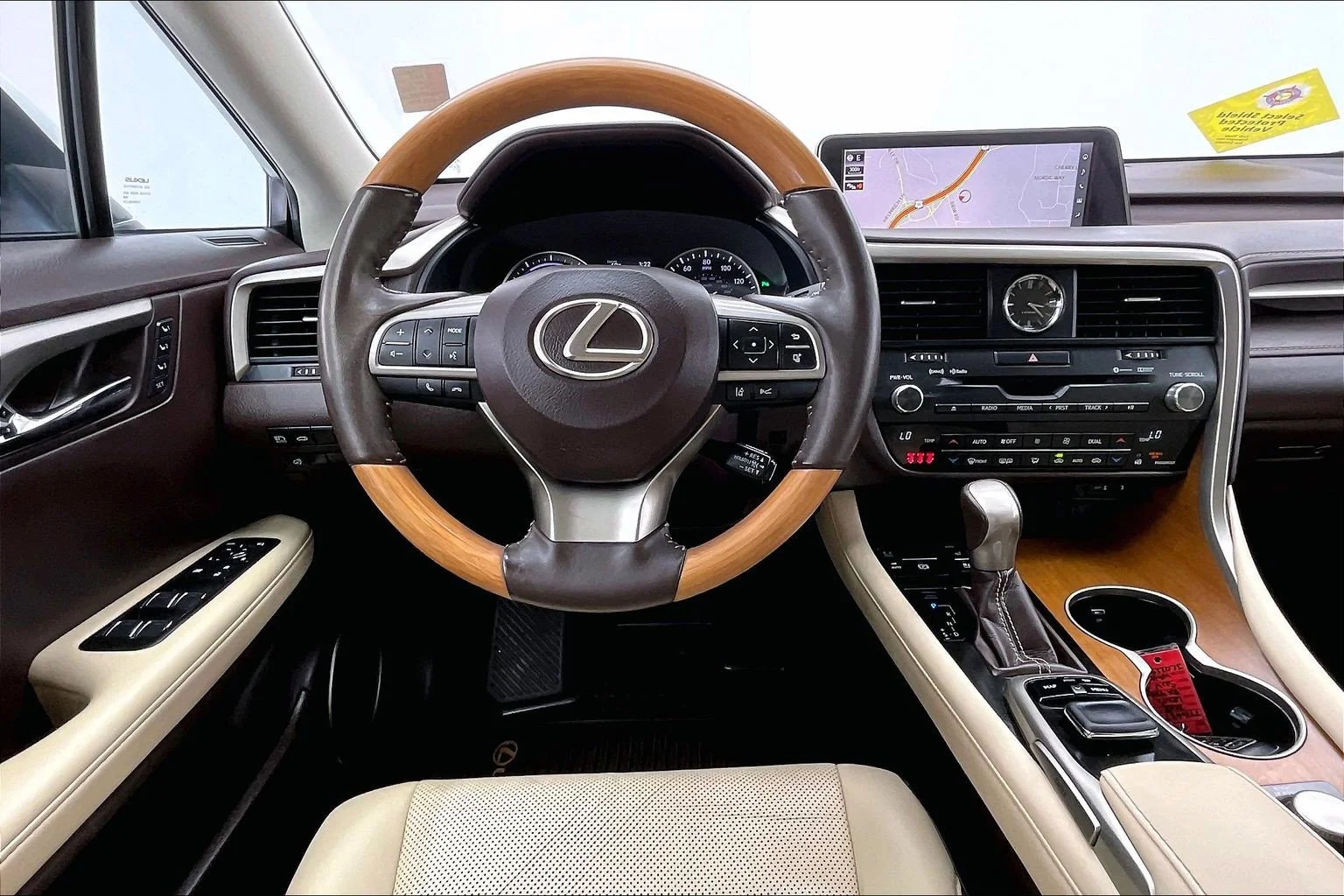 Used 2018 Eminent White Pearl Lexus 450h image 4